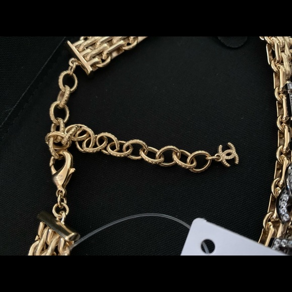 Chanel Necklace - Picture 2 of 4